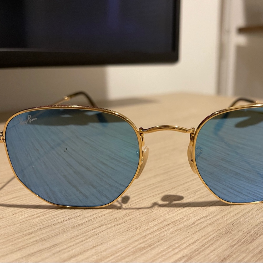 Ray ban sun glasses